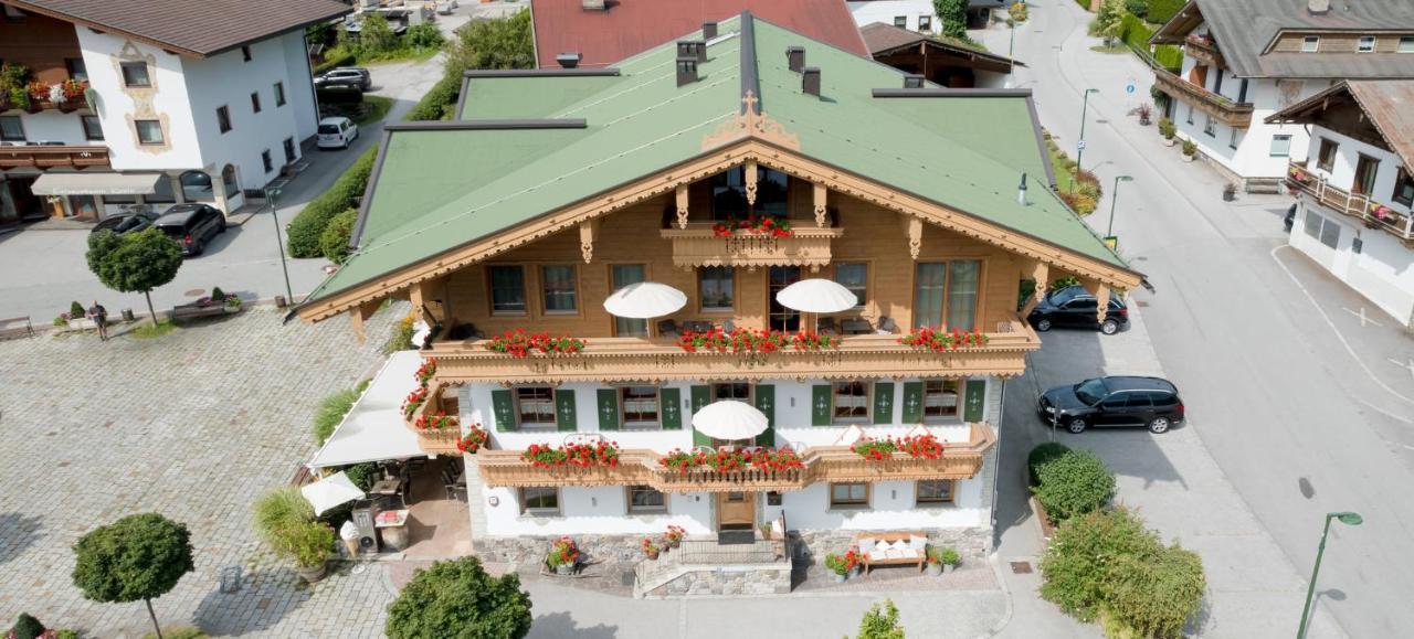 Das Krumerhaus Aschau Im Zillertal Luaran gambar